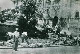 Plaza de Santa María. Construcción de las escaleras de acceso. Fotografía Archivo I.E.G.
